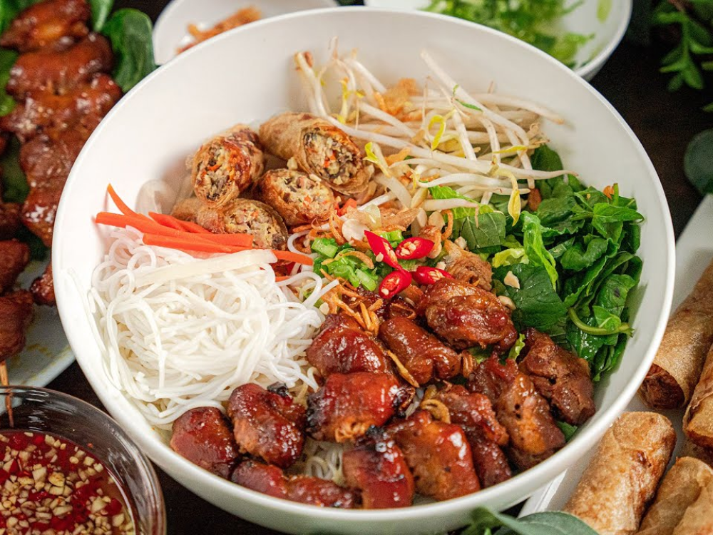 Bún thịt nướng