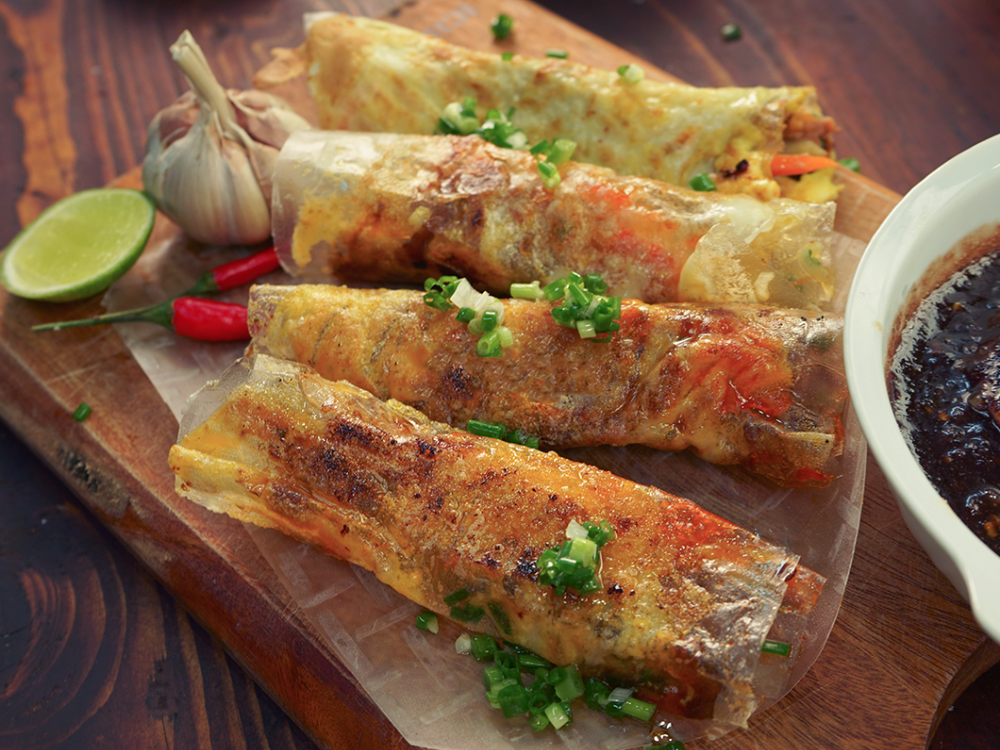 Bánh tráng mắm ruốc